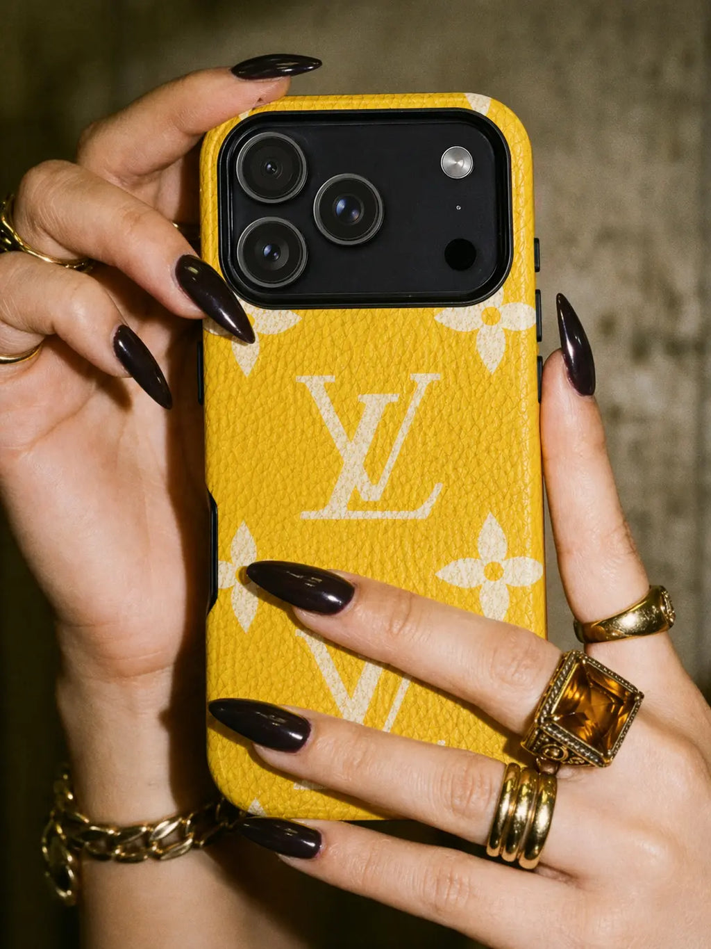 Golden Monogram throwbackcases